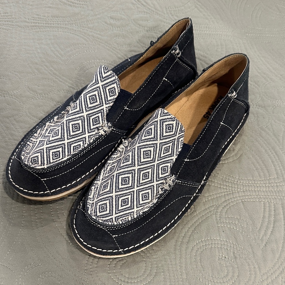 Navy Slip-On Loafers with White Geometric Vamp